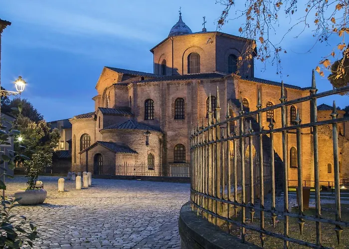 Al Civico 2 * 라벤나